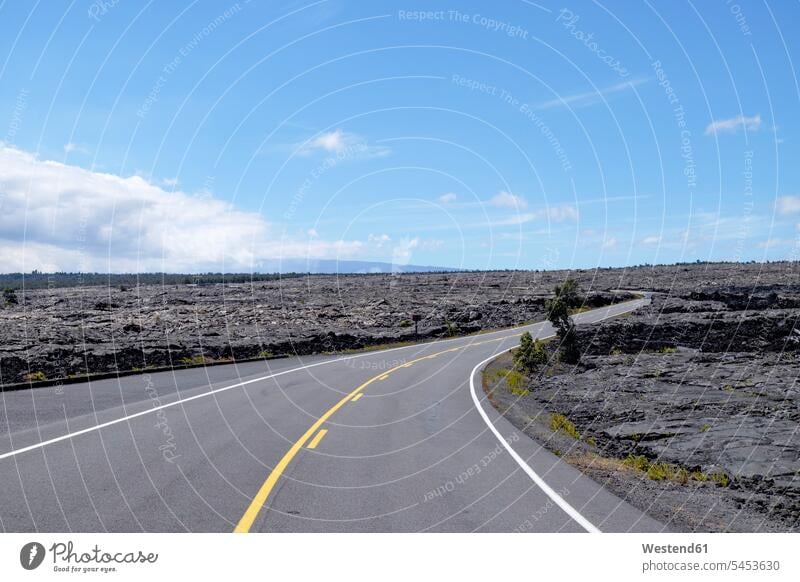 USA, Hawaii, Big Island, Hawai'i Volcanoes National Park, Lava landscape and road streets roads Tranquil Scene tranquility nobody Travel landscapes scenery