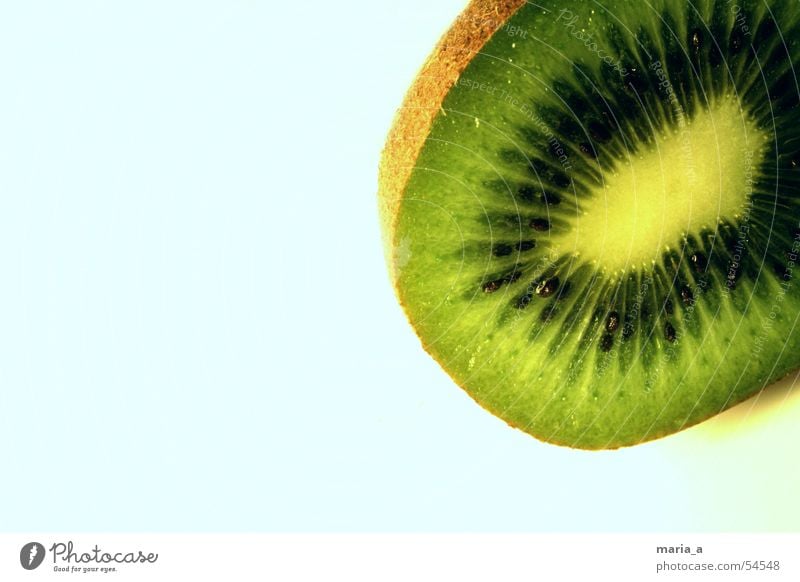 kiwi Kiwifruit Green Fruity Kernels & Pits & Stones Delicious Healthy Vitamin Juicy Vitamin C Black Juice Bowl Cross-section healthier obstsalt