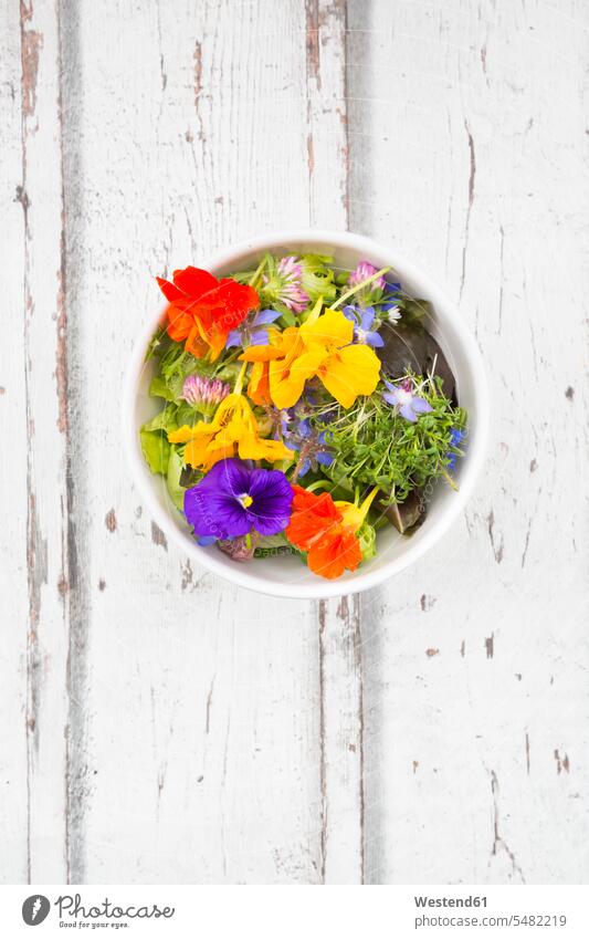 Bowl of leaf salad with various edible flowers food and drink Nutrition Alimentation Food and Drinks ready to eat ready-to-eat nasturtium Tropaeolum majus