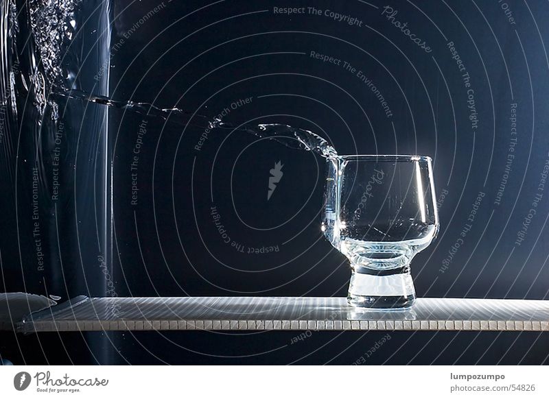gravity sucks! Gravity Wet Beverage Water Glass Drops of water optical illusion Splash