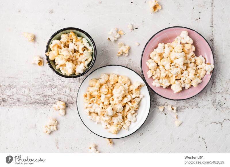 Popcorn in bowls food and drink Nutrition Alimentation Food and Drinks Bowl Bowls Popcorns homemade home made home-made nobody Sweets Candies Sweet Food sweet