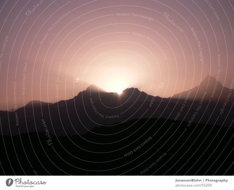 sunrise Sunrise Mountain Sunbeam Morning Calm Switzerland Visual spectacle Celestial bodies and the universe Lighting Dawn