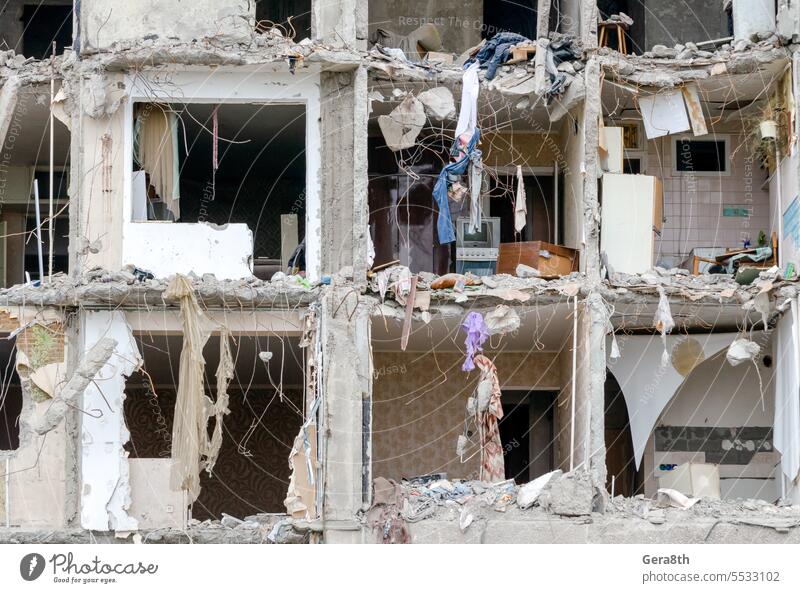 destroyed and burned houses in the city during the war in Ukraine Donetsk Kherson Kyiv Lugansk Mariupol Russia Zaporozhye abandon abandoned attack blown up