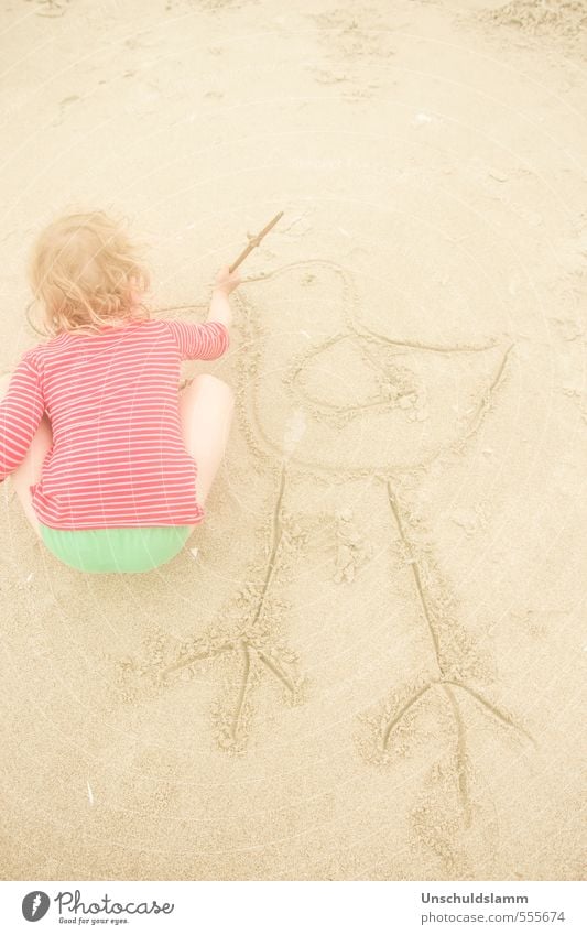 tweet Lifestyle Joy Leisure and hobbies Playing Vacation & Travel Summer Beach Kindergarten Girl Infancy 1 Human being 3 - 8 years Child Art Work of art Sand