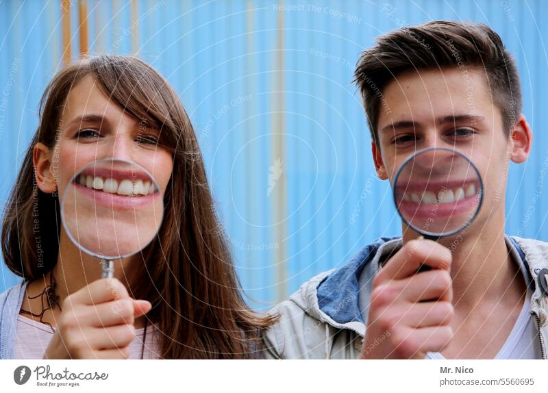 consciousness-raising I smile ! Smiling Show your teeth Magnifying glass Dental care Dentist Mouth Teeth Set of teeth Laughter Absurdity Grimace Face Enlarged