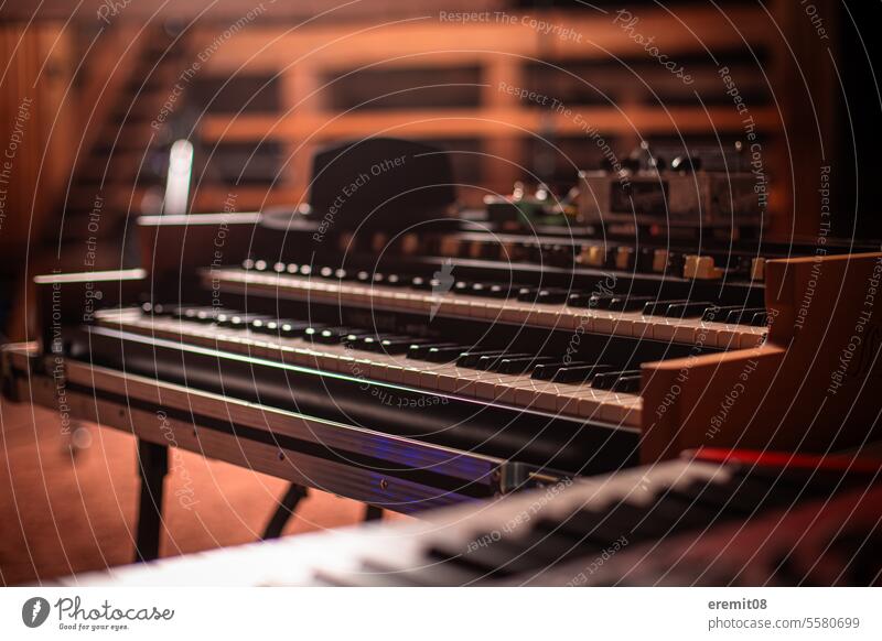 Keyboard - Setup organ with hat rehearsal room Rehearsal room drawbars Cozy lover tube amplifier Wood keyboard closeup Keyboard instrument jazz Hammond organ