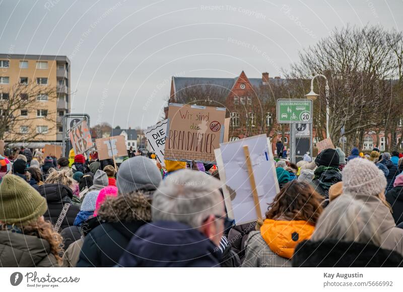 Demonstration against the right Sylt Participants Westerland nationwide attack against AFD Germany-wide persons crowd courageous finally colored variegated