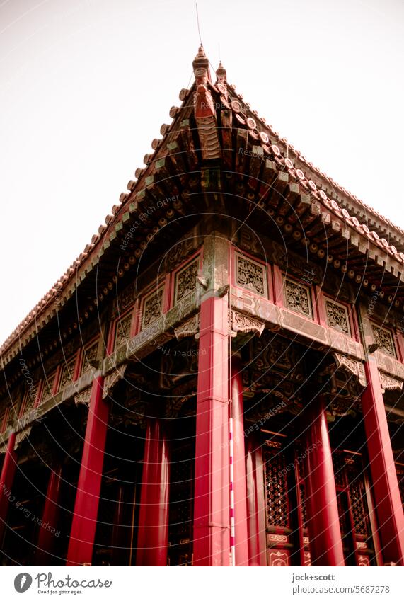 Tradition meets decoration Cinese architecture Historic China Beijing World heritage Authentic Symbols and metaphors Figure Sightseeing Arts and crafts