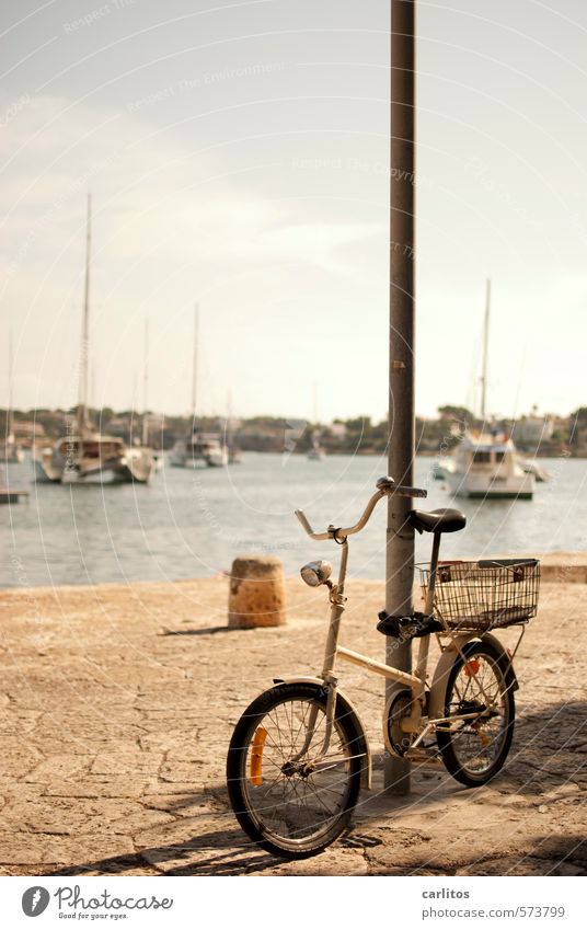 Eco Harley Water Sky Summer Beautiful weather Ocean Swimming & Bathing Harbour Jetty Street lighting Electricity pylon Bicycle Closed Bollard Yacht Watercraft