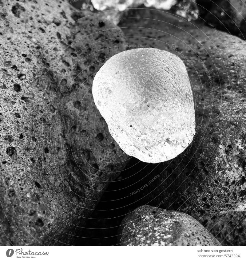 Ice and stone Stone Winter Exterior shot Water Colour photo Nature White Blue Deserted Cold Frost Vacation & Travel Sky Environment Frozen Landscape Snow Day