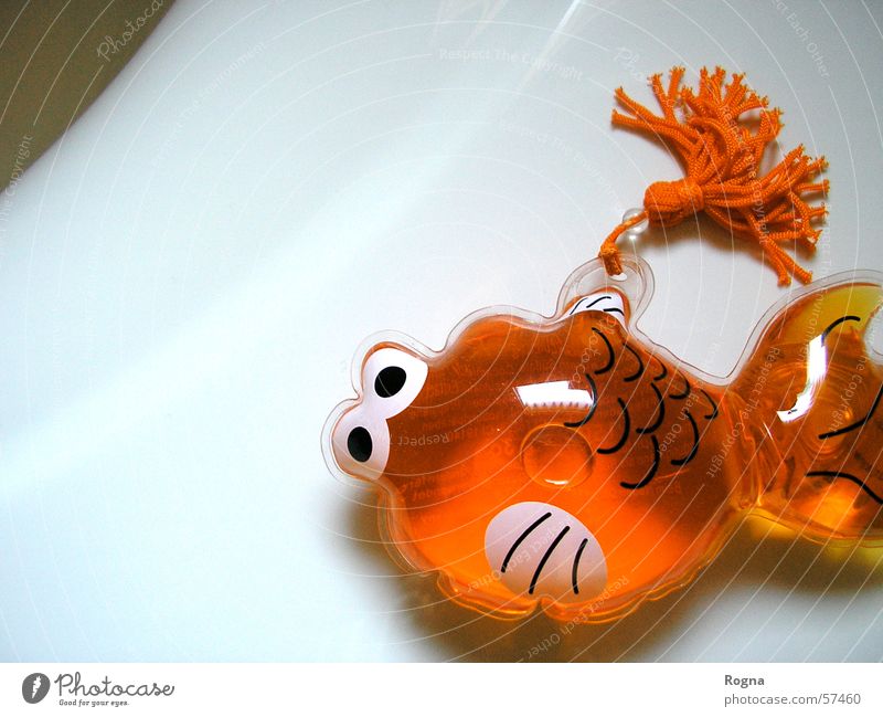plastic Bathroom Shampoo Water Gel Bathtub Goldfish Clean Pure Fish Decoration Orange pastiche