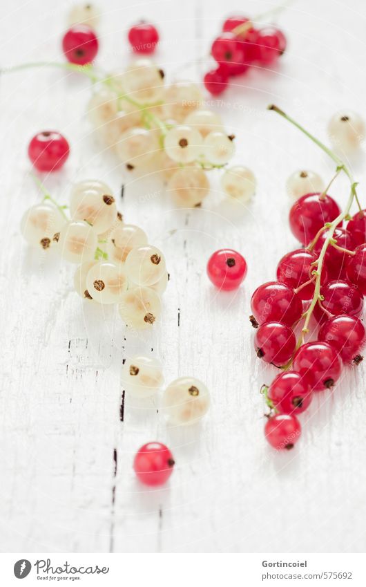 currants Food Fruit Nutrition Organic produce Vegetarian diet Diet Slow food Fresh Delicious Sour Sweet Red White Redcurrant Wooden table Food photograph Fruity