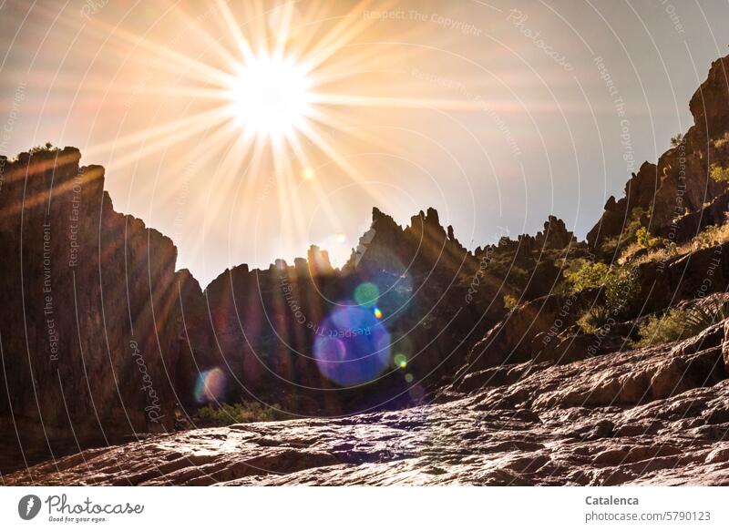 the sun is burning Nature Landscape mountains Stone rock Rock Hiking Sun shine Burn Sunbeam Glistening Sky ardor Hot Light aridity Drought parched Bright clear