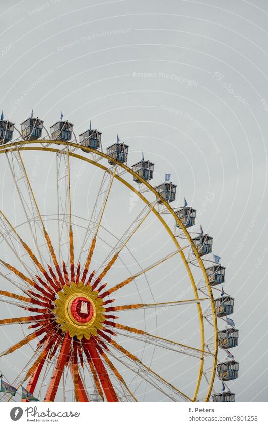 Ferris wheel at the Hamburg Volksfest Dom Dome Hamburg Dom Ferris wheel ride folk festival Fairground ride Theme-park rides Round Circle pleasure fun muck about