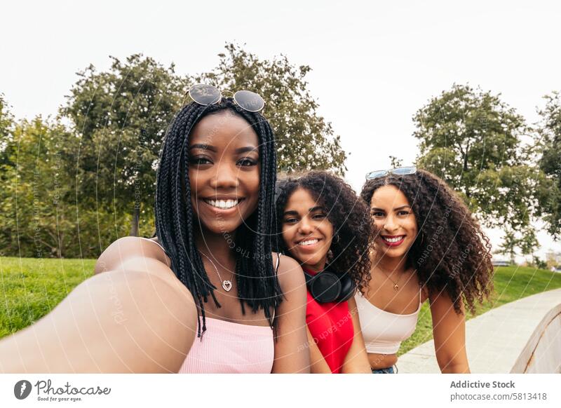 African American Friends Enjoying Summer Together Diversity Youth Communication Joy Laughter Happiness Leisure Relaxation Outdoors Fun Enjoyment Modern Fashion