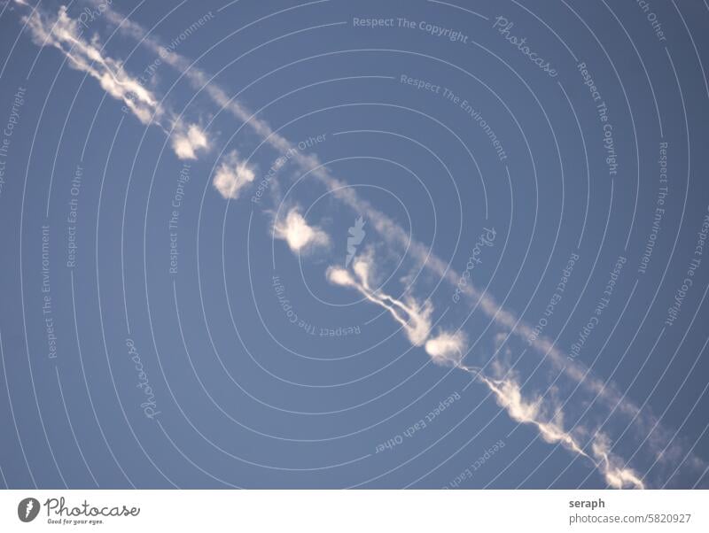 Contrail trace curly convection steam vapor trail jet stream cloud pollution cloudy airily contrail air pollution turbulent air traffic turbulence exhausting