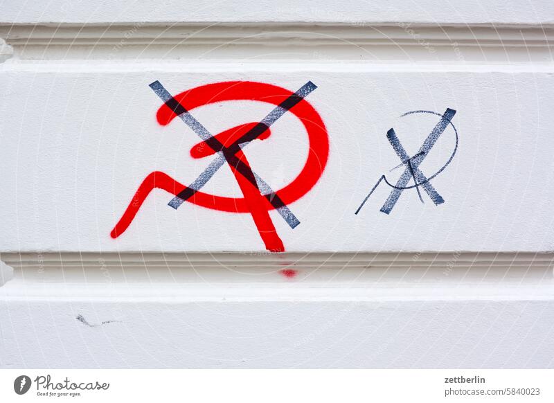 Hammer and sickle (crossed out) Remark Term embassy letter sprayed graffiti Grafitto illustration Children's drawing Chalk Chalk drawing Art Wall (barrier)