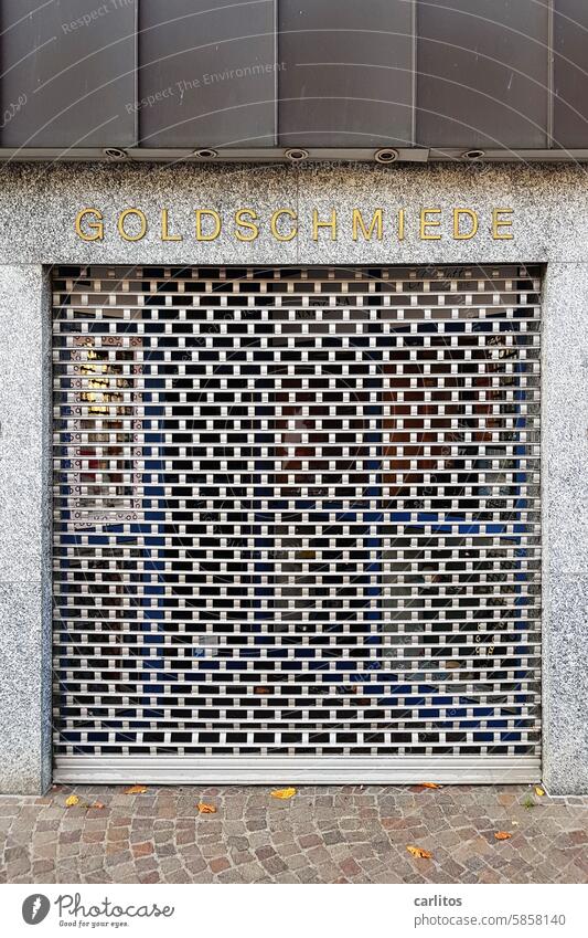 GOLDSCHMIEDE | Drinkje bej Inkje Fake Goldsmiths Luxury Craft (trade) Jeweller Jewellery Workshop Design Craftsman Grating roller grilles Rolling door Safety