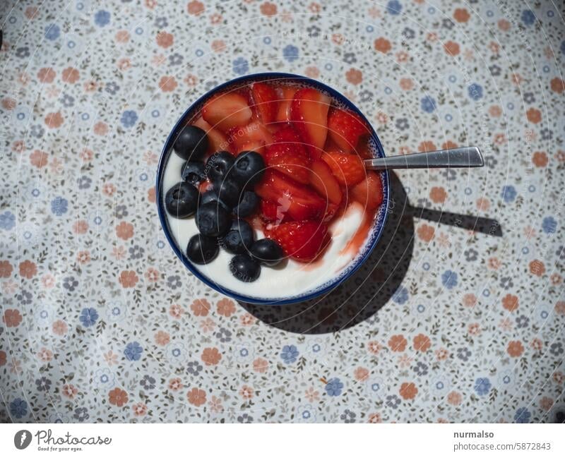 Your fruitiness blueberry strawberry yogurt shell Breakfast salubriously Nutrition Red Blue White Flowered Table vegan Tavern regionally Summer Fresh Delicious
