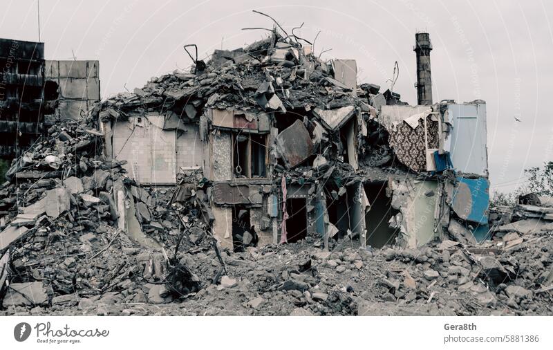 destroyed houses in a city lost in the war in Ukraine Chasiv Yar Dnepropetrovsk Dnipro Kharkov Kherson Odessa Poltava Sumy Zaporozhye abandoned army bomb