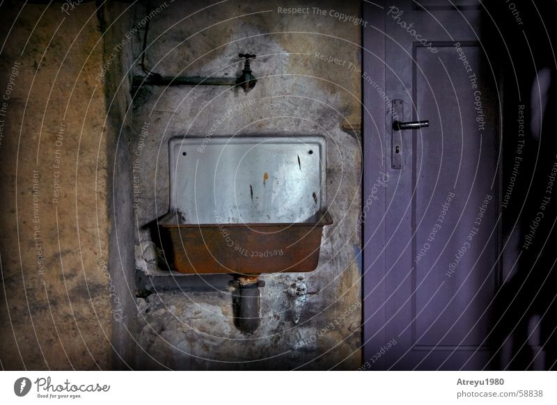 in the basement (somehow) Dark Cellar Tap Door handle Sink Old atreyu Rust Crack & Rip & Tear Shadow Pipe Cellar door