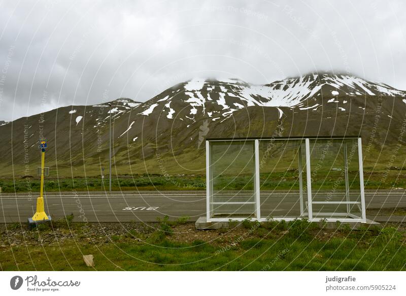 Iceland, bus stop in the middle of nowhere Street Bus stop Passenger traffic Means of transport Wait Traffic infrastructure Mobility Stop (public transport)