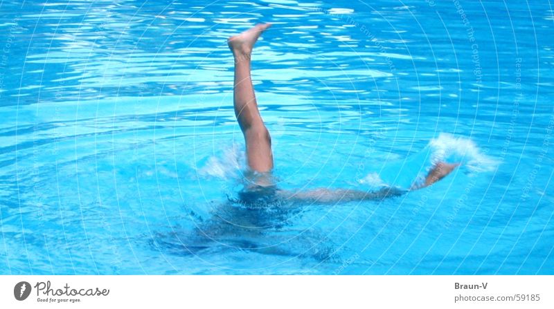 If only it weren't so hard.... Swimming pool Waves Swimmer (professional sportsman) Toes Tip of the toe Direct Handstand Water Blue Legs Feet Speed