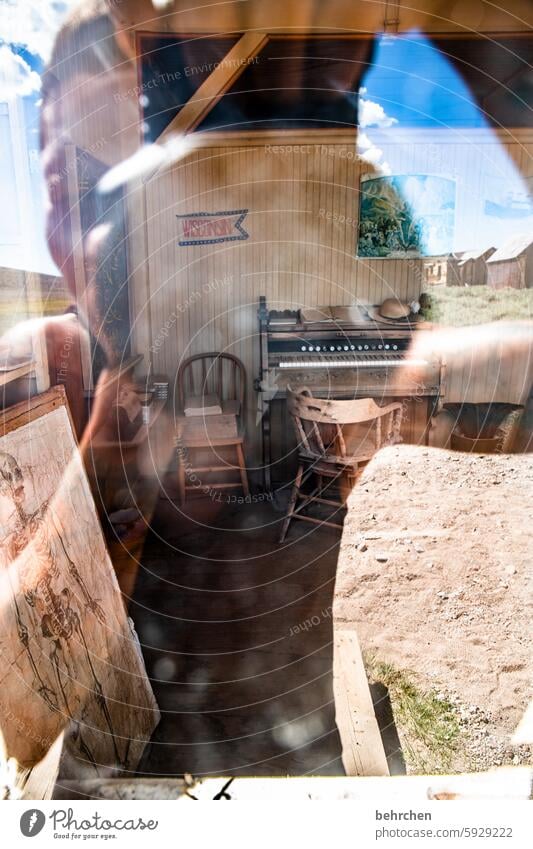 last notes Window reflection Far-off places Vacation & Travel especially Impressive Ghost town Shadow Light decay corrupted Broken House (Residential Structure)