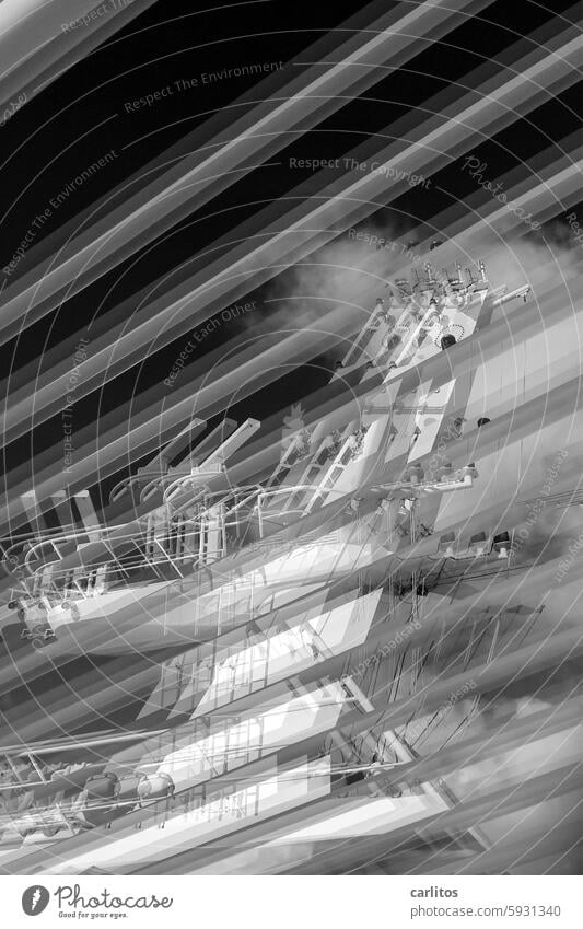 My very last favorite topic | Keeping an overview even when it's chaotic Black White disorientation multiple exposure Fifth keyword