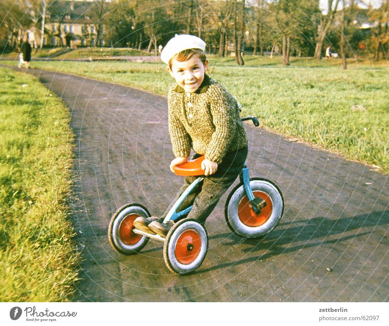 Very early II Child Tricycle Small Town Sunday Spring Summer Autumn Boy (child) Infancy Park