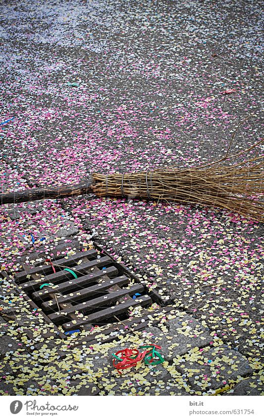 broom, stone, paper Entertainment Party Event Feasts & Celebrations Carnival Fairs & Carnivals Broom Culture Shows Places Architecture Traffic infrastructure