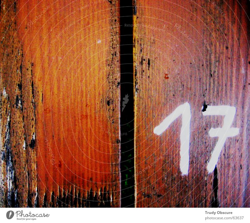 postcard no. 17 Wood Table Wooden table Surface Digits and numbers Brown White Black Wooden board Amount Structures and shapes