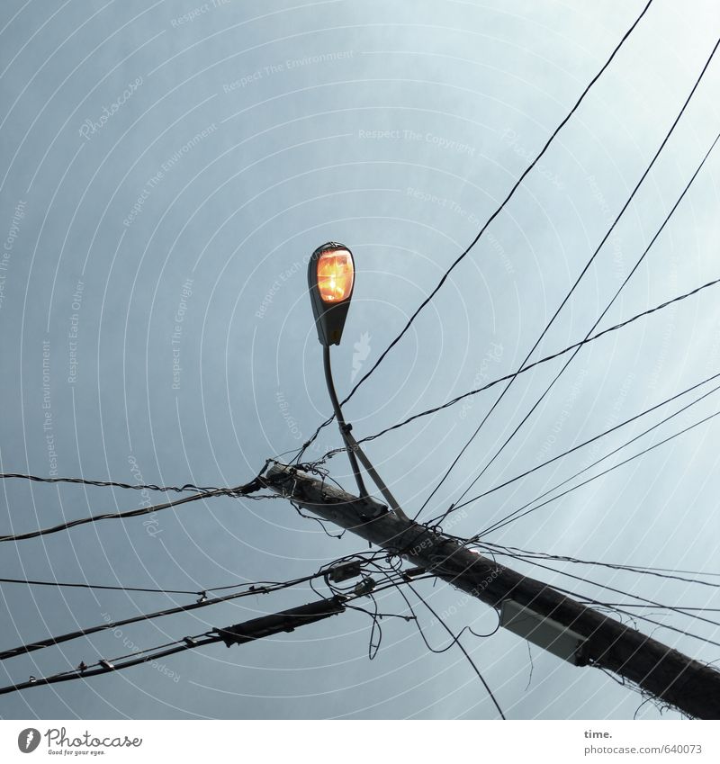 Rope shaft with a roping grip Cable Technology Electricity Electricity pylon Street lighting High voltage power line Manmade structures Lamp Lamplight Network