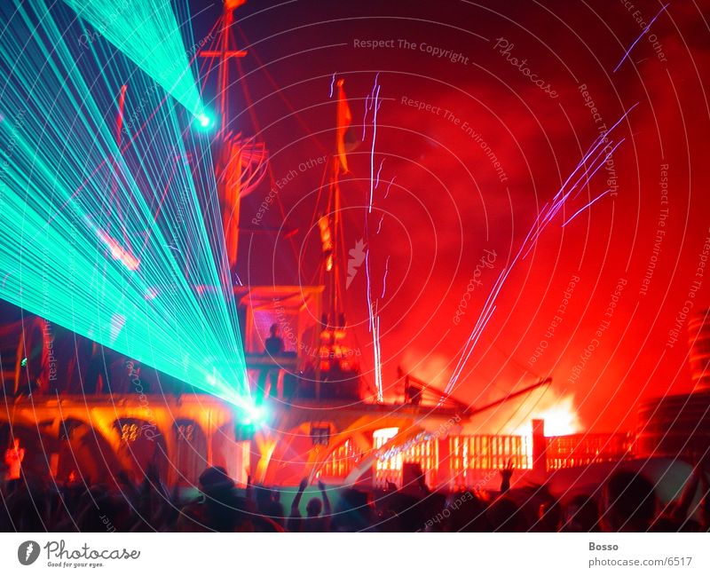 Outdoor laser and fireworks Laser Amsterdam Leisure and hobbies @ Mysteryland Exterior shot