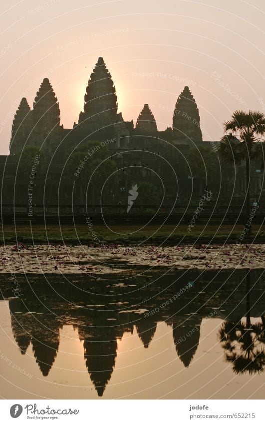 Sunrise Angkor Wat Culture Manmade structures Tourist Attraction Landmark Monument Discover Religion and faith Decline Past Temple Asia Travel photography