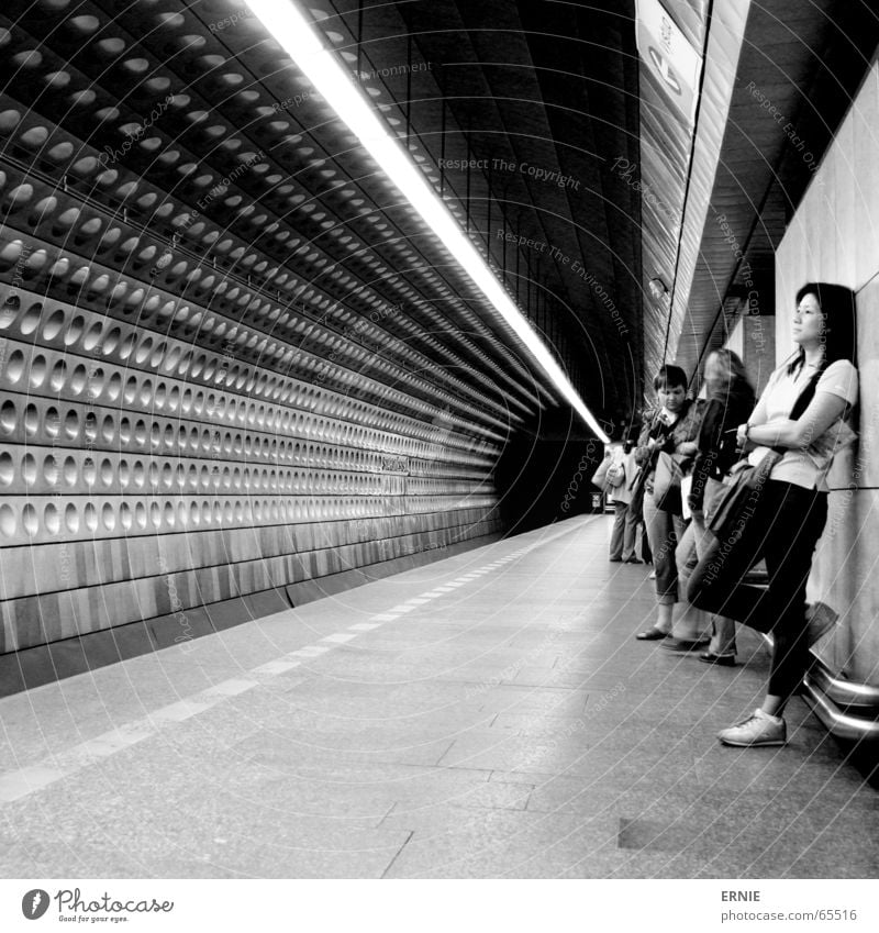 tunnel vision Prague Underground London Underground Subsoil Light Lamp Design Japan Wall (building) Human being Town Round Transport Tile Wait Lean