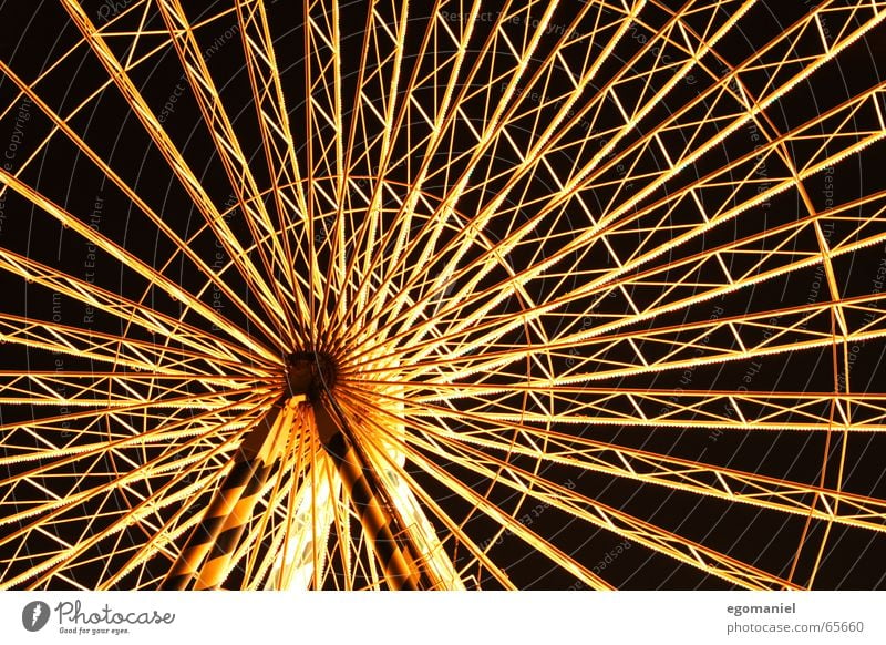 round n round Ferris wheel Fairs & Carnivals Light Night Round Long exposure Feasts & Celebrations Lighting Detail