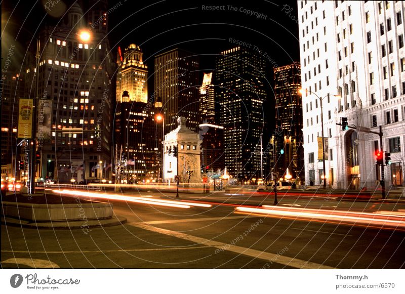 Big cities never sleep! Chicago Town Night Light High-rise North America Car