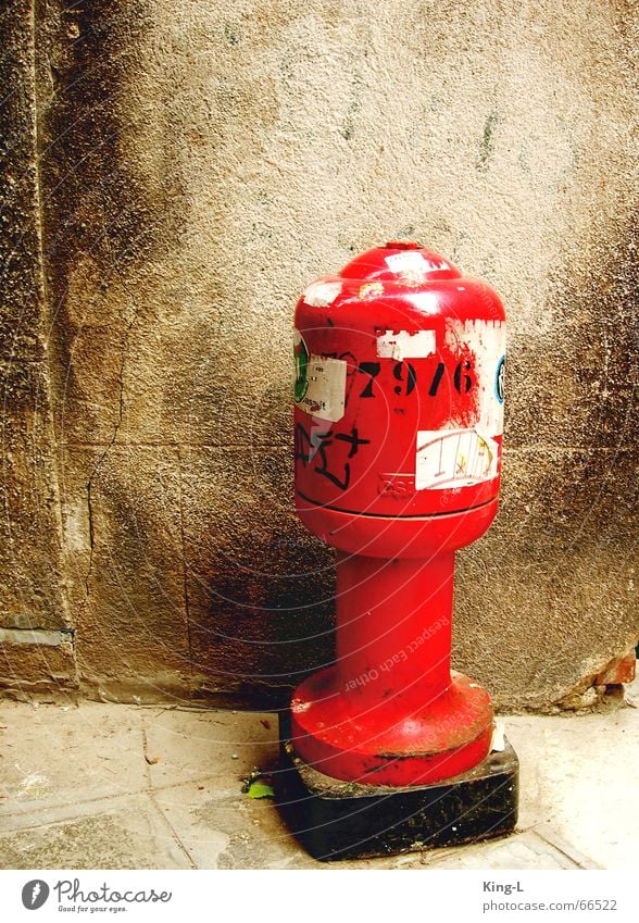 Red Rocket Fire hydrant Connection Venice Label Old pasted up Pistil
