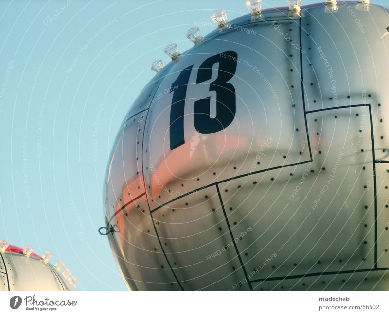 THE WILD 13 Futurism Fairs & Carnivals Glittering Surface Theme-park rides Digits and numbers Balloon Rivet Metal Silver Round Graphic Section of image