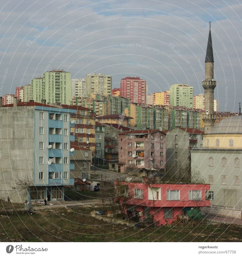 Real Istanbul Suburb Turkey Slum area High-rise Town haramidere mosche Skyline dreariness