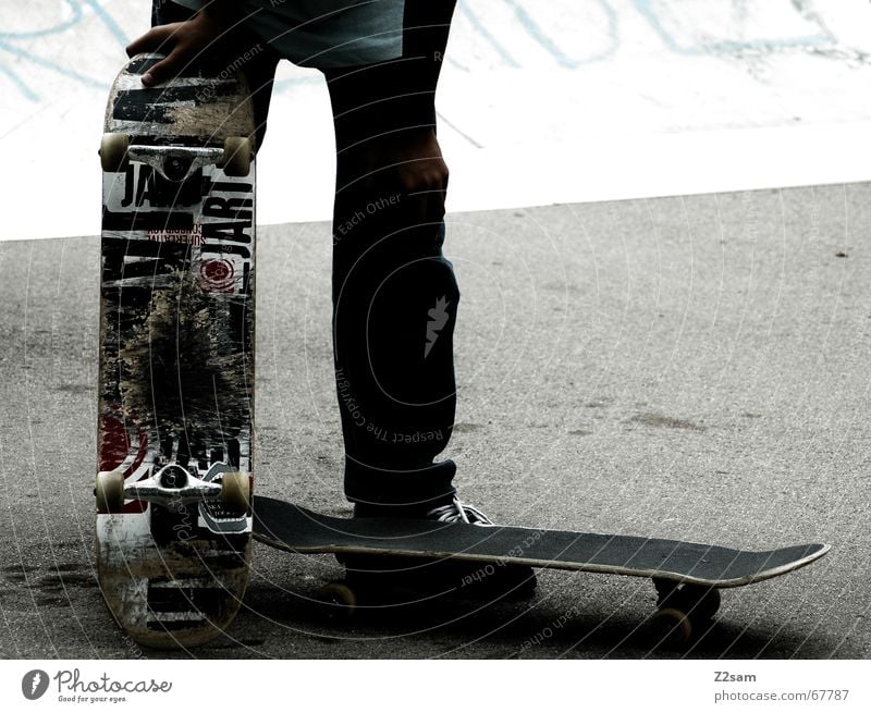 I am the next Skateboarding Stand Break Style Sports Easygoing Parking level boards Wait Funsport Cool (slang) whats up?
