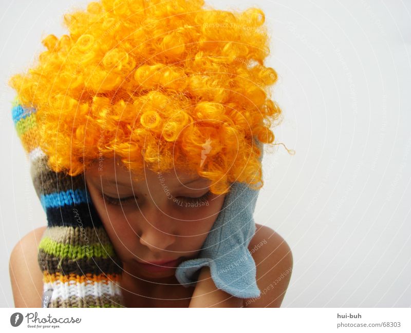 silent - the clown one Wig Yellow Gloves Multicoloured Knitted White Sleep Calm Fingers Hand Eyelash Under Hair and hairstyles Orange glove Blue Ear