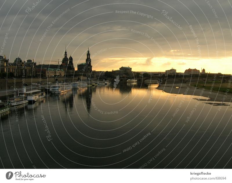 elbeabend Dresden Town Building Famousness Watercraft Moody Reflection Crane Clouds Elbe River Bridge Old town Sun Sky Evening