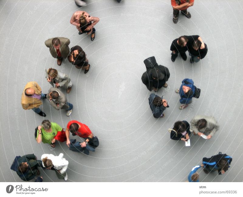 people 02 To talk Human being Friendship Group Shirt Observe Going Walking Stand Wait Together Above Gray Boredom Outline Formation Against each other Sociology