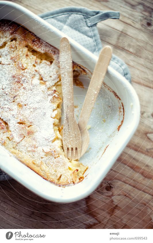 powdered Cake Dessert Candy Nutrition Slow food Bowl Cutlery Fork Spoon Delicious Sweet Colour photo Interior shot Deserted Day Shallow depth of field