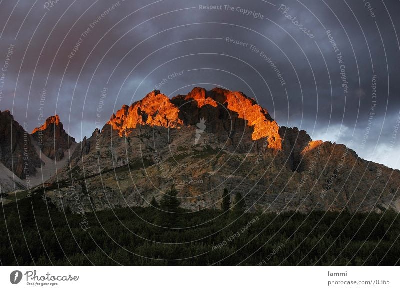 before the storm Clouds Threat Italy Dolomites Sunset Red Exterior shot Mountaineering landscape photograph Alps Climbing Thunder and lightning