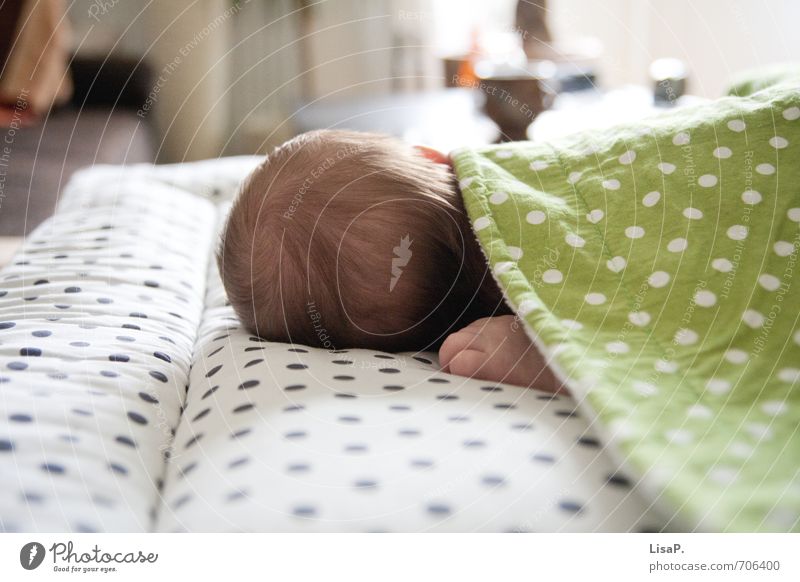 Sleep tight! Child Baby Head Hand Fingers Back of the head 1 Human being 0 - 12 months Happy Natural Green White Contentment Safety Safety (feeling of)