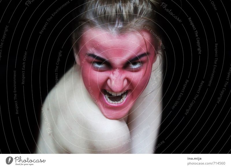 angry creepy red painted face Feasts & Celebrations Hallowe'en Human being Feminine Androgynous Young woman Youth (Young adults) 1 18 - 30 years Adults Fight