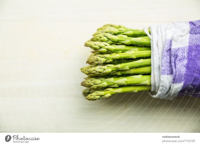 FRESH ASPARAGUS Food Vegetable Asparagus Nutrition Organic produce Vegetarian diet Healthy green cloth ingredient raw bundle bunch napkin Background picture